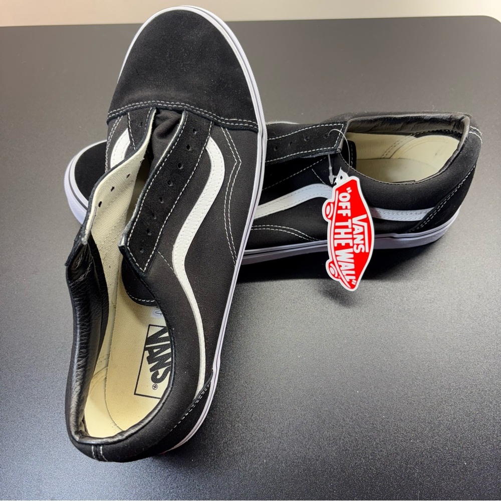 NWT Vans Old Skool Shoe Mens Size 13-no laces